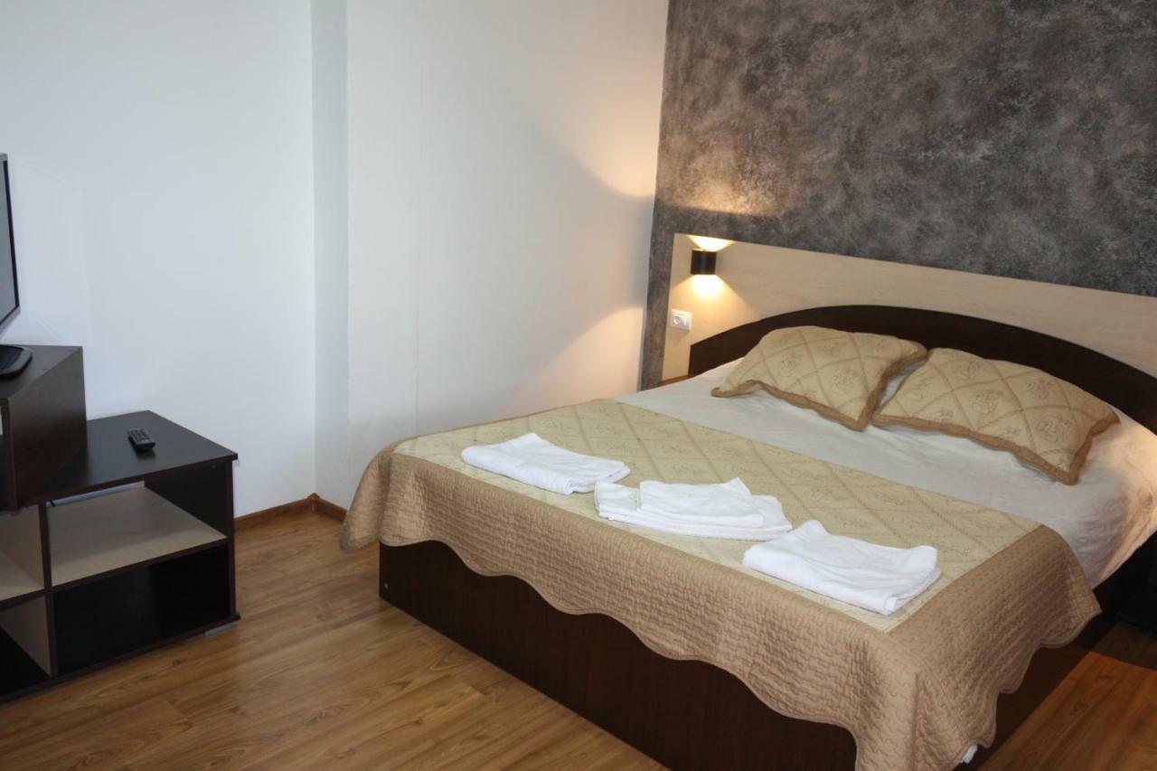 Perla Munților Hotel Ranca Luaran gambar