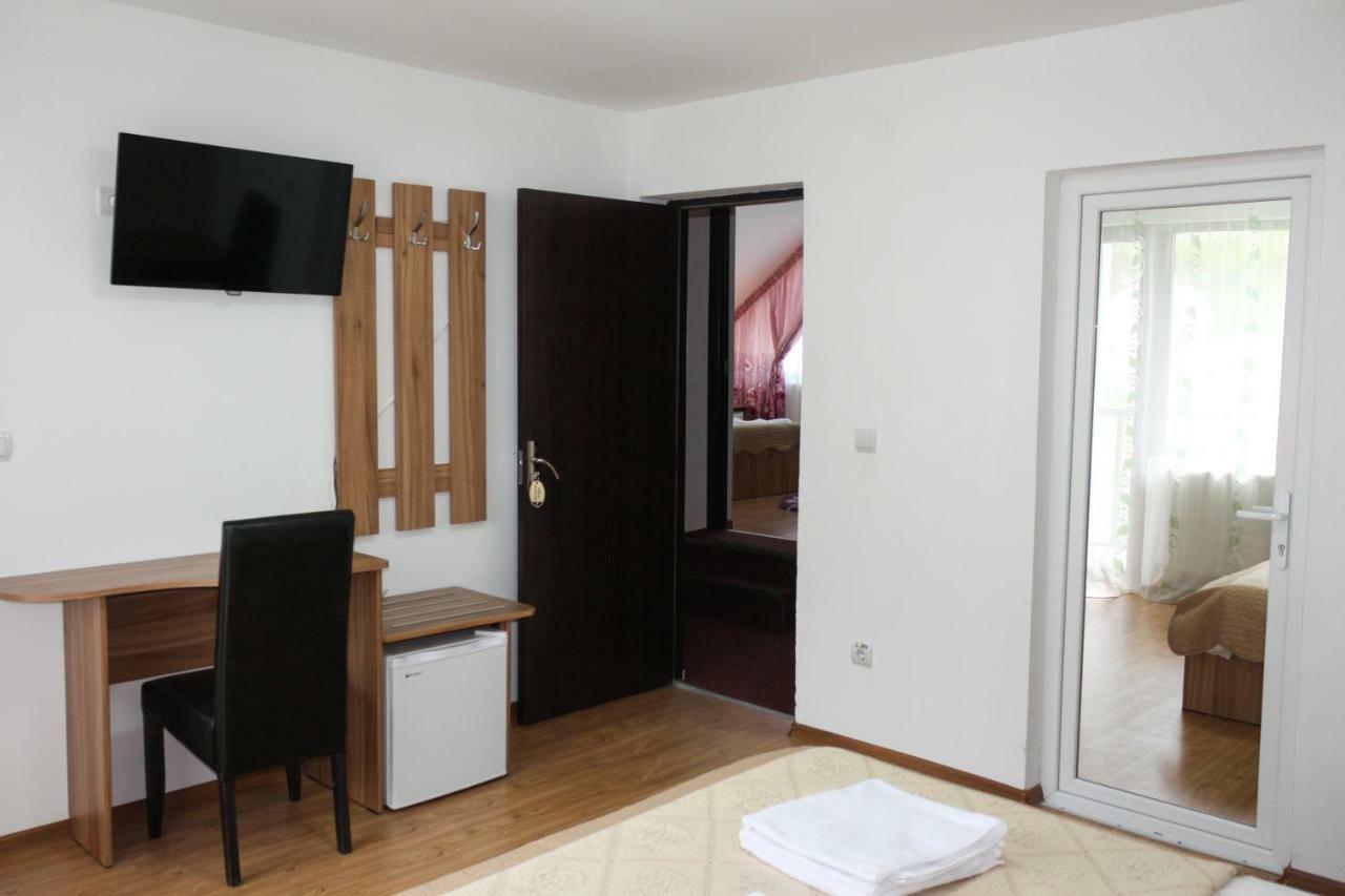 Perla Munților Hotel Ranca Luaran gambar